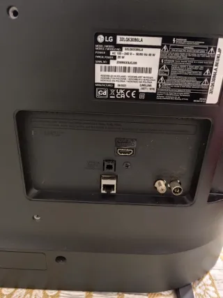 Televisor LG 32 con mando y cable