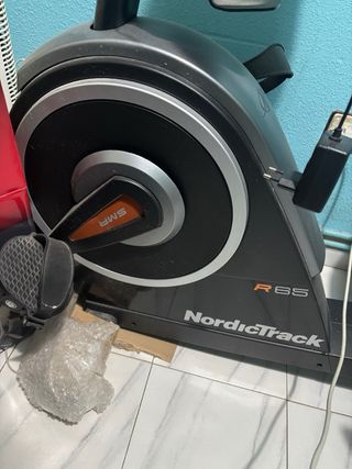 Bicicleta Estática Reclinada NordicTrack R65