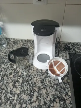 Cafetera Ufesa Blanca