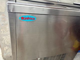 Nevera de barra de acero inoxidable