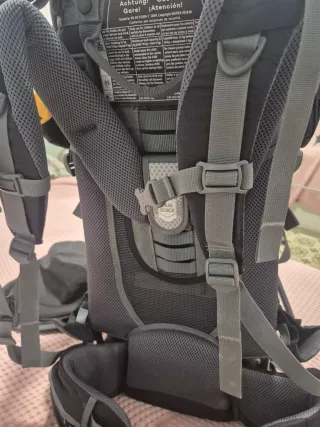 Mochila Deuter Kid Comfort Plus