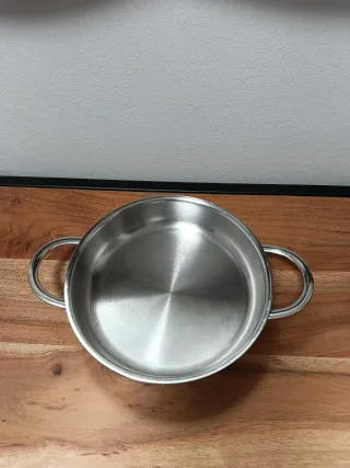 Cazuela Acero Inoxidable 17 cms