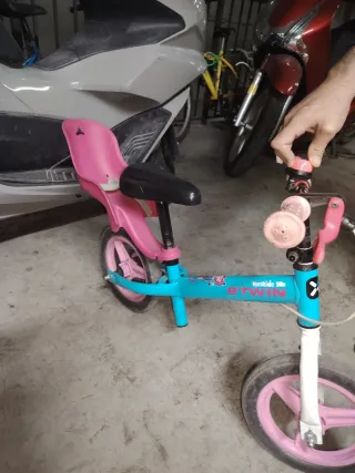 Bicicleta equilibrio niña