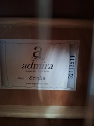 Guitarra Admira Sevilla Clásica