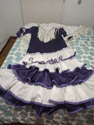 Vestido Flamenca Morado y Blanco