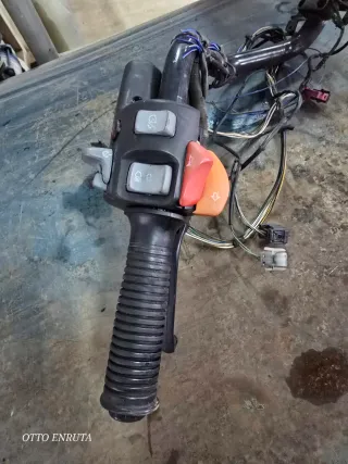 Maneta Izquierda BMW K1200LT