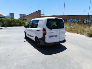 Ford Tourneo Courier 2019