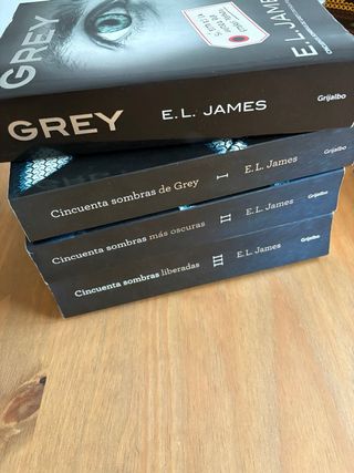 Saga CINCUENTA SOMBRAS DE GREY