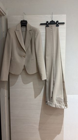 Completo donna beige