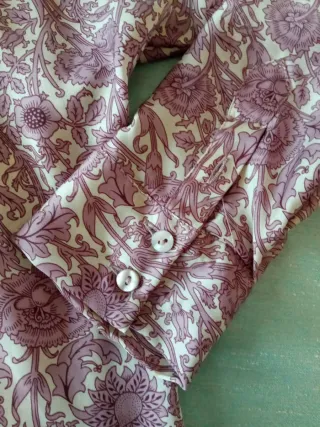 Blusa Trucco Estampada malva y Blanca