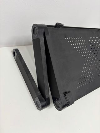 Soporte portátil negro ajustable