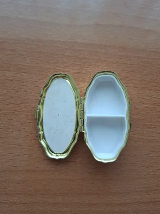 Pastillero antiguo Santa Gema