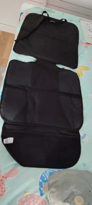 Protector asiento coche negro