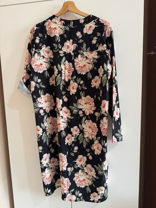 Vestito nero fantasia floreale