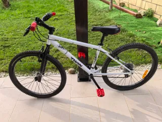 Bicicleta btwin Rockrider 300 24 pulgadas