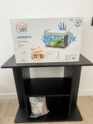 Acuario Small Life 55L con mesa Regalo arena