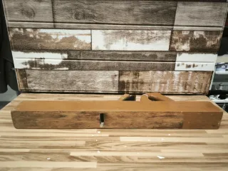 Cepillo carpintero decorativo madera