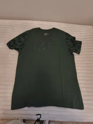 Camiseta Nike Talla L Verde Militar