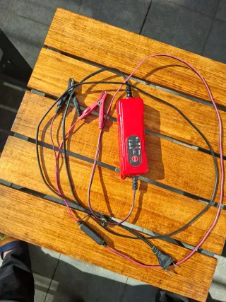 Cargador Batería Ferve Coche