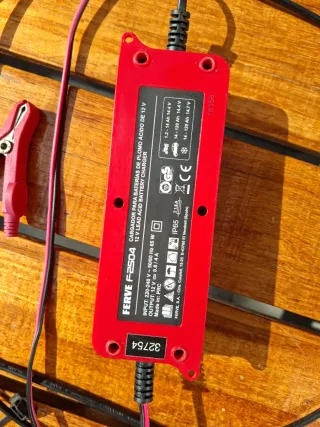 Cargador Batería Ferve Coche