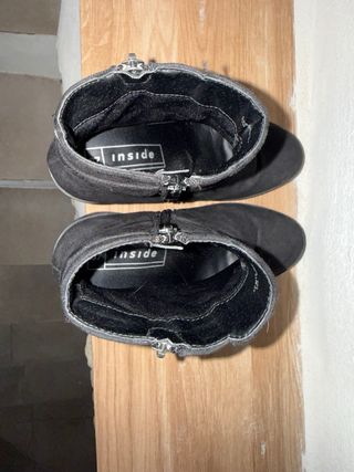 Botines de tacón negros