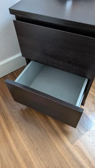 Cómoda Ikea MALM 2 cajones negro-marrón