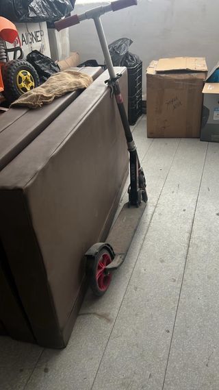 Patinete Oxelo Negro y Rojo