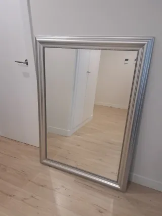 Espejo grande marco plateado