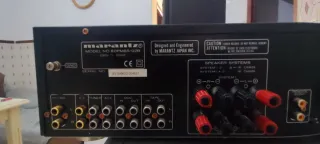 Amplificador Marantz PM 65 Negro