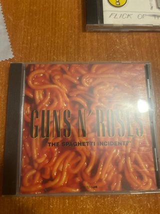 CD Guns N' Roses - The Spaghetti Incident?