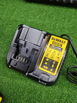 Nivel Láser DeWalt DCLE34031D1-QW