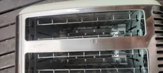 Tostadora Russell Hobbs