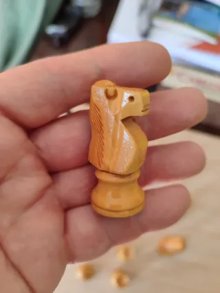 Piezas de ajedrez de madera