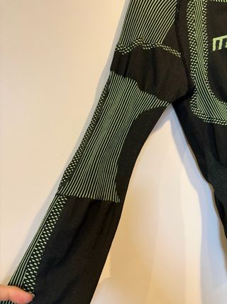 Top MISBHV Negro y Verde Talla S-XS