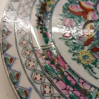 Bellissimo piatto giapponese vintage decorato