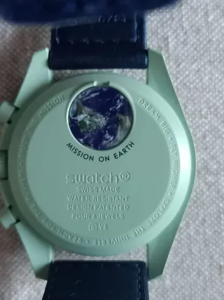 Reloj Omega x Swatch MoonSwatch Earth