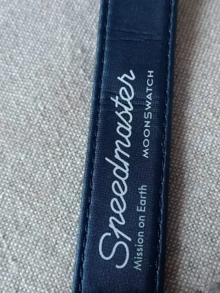 Reloj Omega x Swatch MoonSwatch Earth