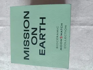 Reloj Omega x Swatch MoonSwatch Earth