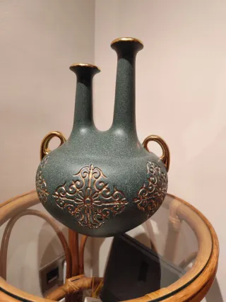 Jarrón doble cerámica verde y dorado