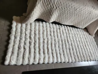 Alfombra de pelo suave blanca