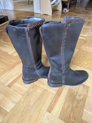 Botas altas Geox piel marrón T38