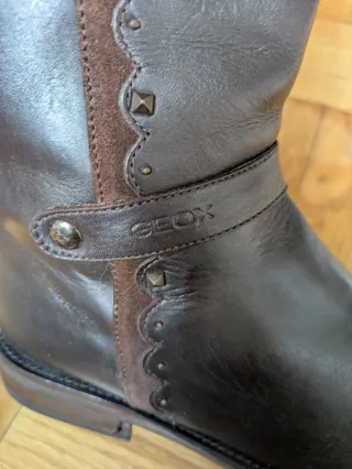 Botas altas Geox piel marrón T38