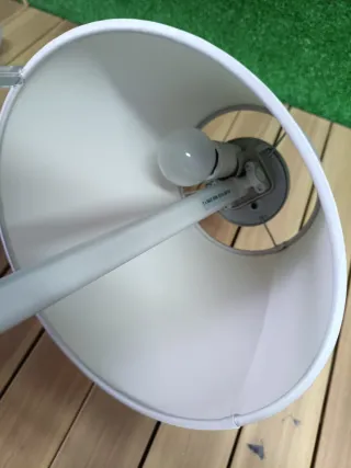 Lámpara de mesita de noche Artemide