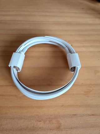 Cuatro Cables Lightning Apple.