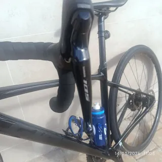 Bicicleta GIANT CONTEND