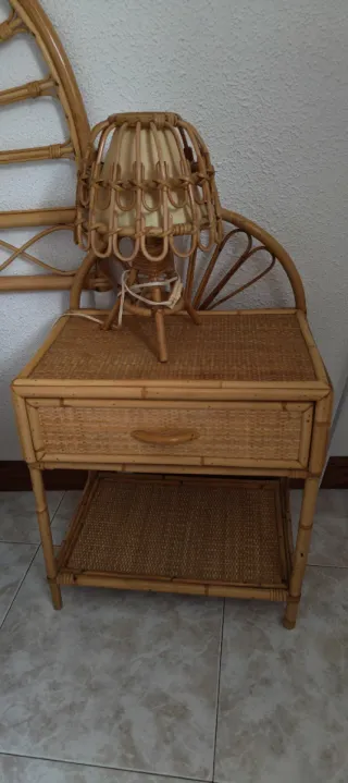 3 Cabeceros Bambú + 3 Somieres + 2 Lámparas