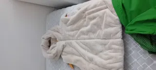 Chaleco peludo beige talla L