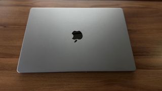 MacBook Pro 16' M1 Pro 16GB 512GB — Perfetto