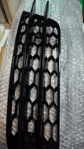 Rejillas Antiniebla Audi Negro Brillante