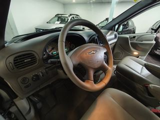 Chrysler Voyager LX 2.8 CRD Auto